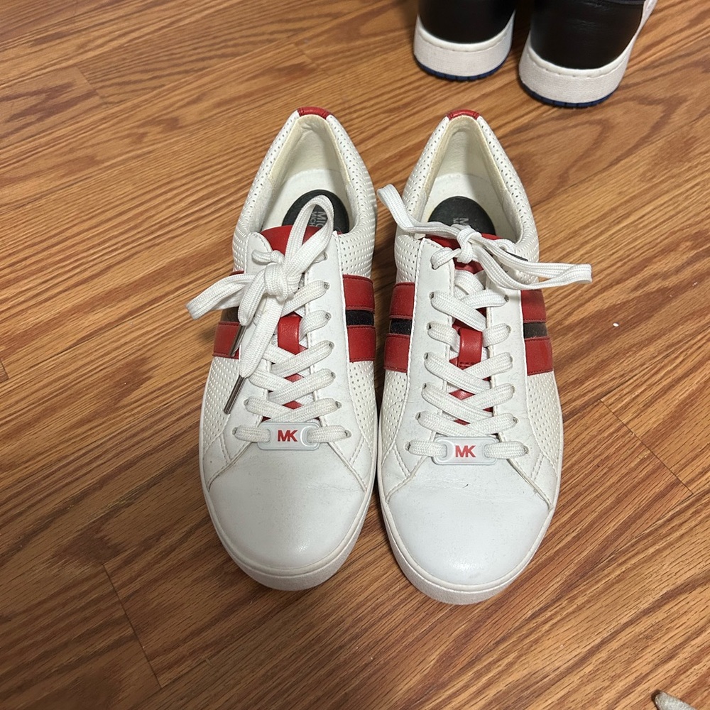 Michael Kors White Sneakers with Red and Black Stripe Detail